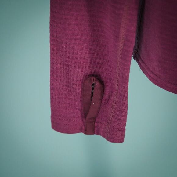 Patagonia Size Small S Purple 1/4 Zip Hoodie Active Outdoor Pullover Top Jacket - Picture 3 of 7
